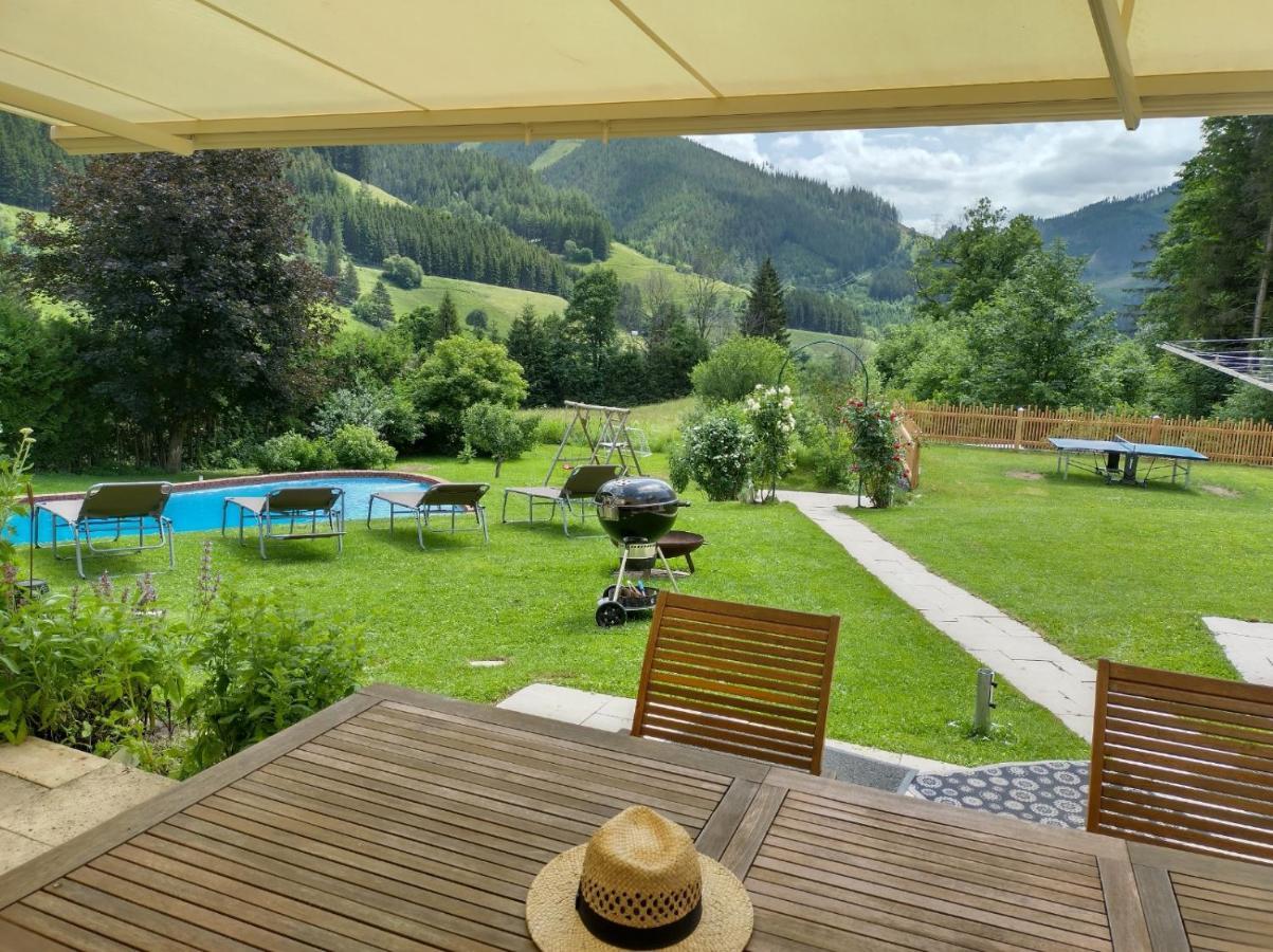 Pool, Pokale, Sauna, Billard, Kirche U. Viel Natur Vordernberg Kültér fotó